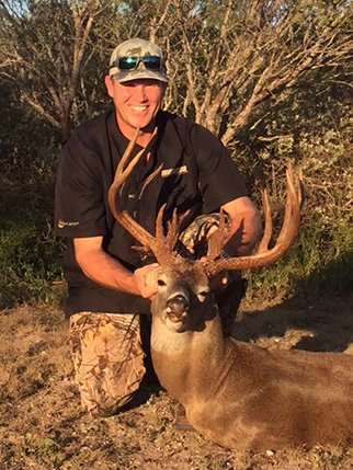 whitetailbuck10.jpg