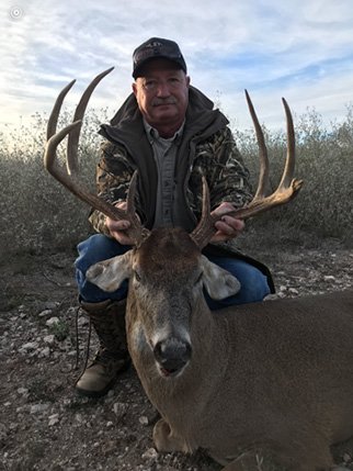 whitetailbuck5.jpg